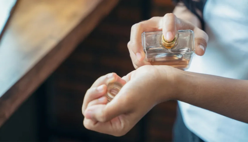 Fragrance in Skincare: When Perfume in Creams Becomes a Problem for Sensitive Skin