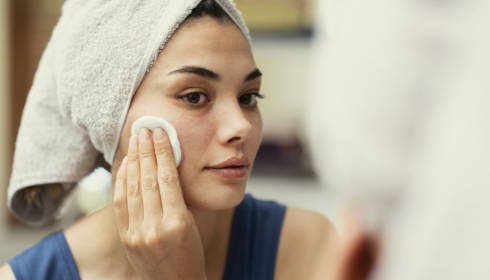 Night-Time Skincare: Simple Bedtime Routine for Tired, Overworked Skin